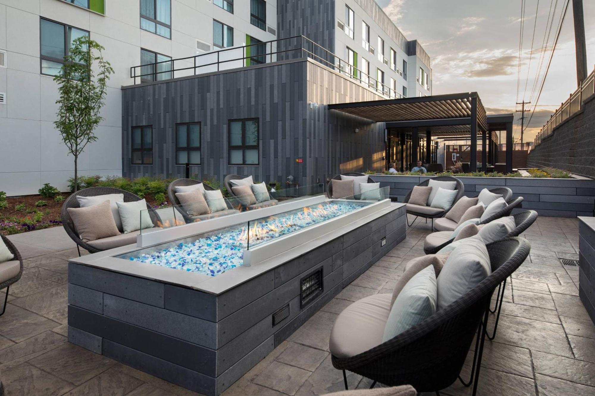 Courtyard By Marriott Russellville Esterno foto